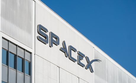 SpaceX gets optimistic upgrade despite AI spending
