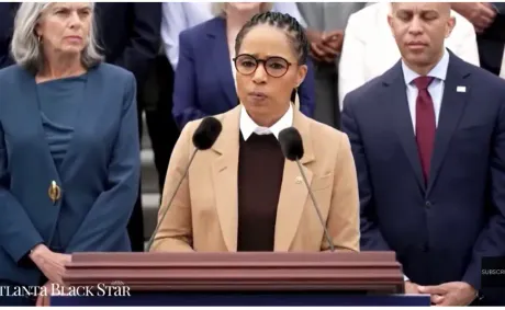 Two Democrats Hit the Capitol Steps, Picked Up Trump’s Most Damning Words and Threw Them Right Back in His Face — and Now That Clip Is Spreading Faster Than He Can Shut It Down