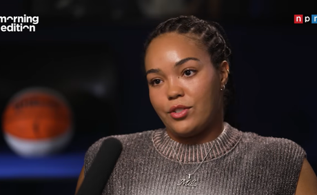 Is Napheesa Collier staying with the Lynx this season?