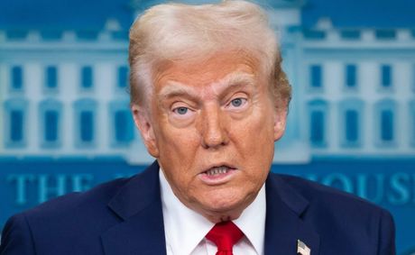 Trump golf course arrest raises urgent security questions