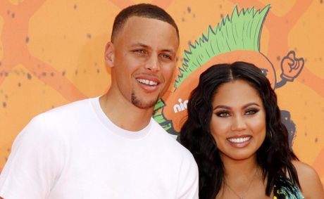 Steph Curry and Ayesha share sweet anniversary tribute