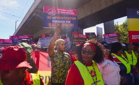 NUM Warns Against Eskom Restructuring as Ramaphosa Backs Independent Transmission Operator