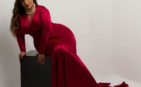 12 wedding guest dresses for plus-size women that get everyone’s attention