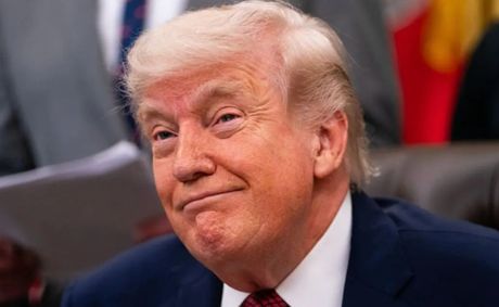 ‘Melania Clocked Him’: Close-Up of Donald Trump’s Face Has Viewers Locked In and Wondering If Somebody Finally Got Tired of His Mouth