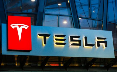 Why Tesla shareholders are begging Musk for answers