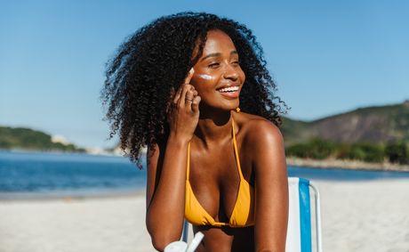 Sunscreen tips melanin-rich complexions need this summer