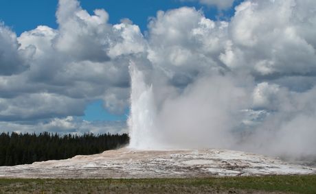 Biscuit Basin Hydrothermal Explosion Grows a Mysterious New Pool