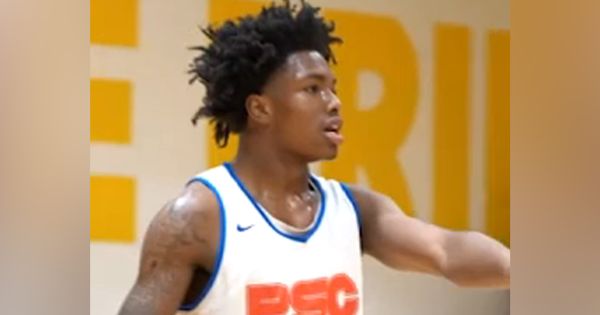 18-Year-Old Basketball Player Headed to College on Full Scholarship ...