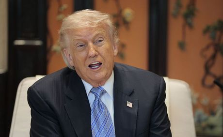 ‘He’s Unstable!’: Trump Has Odd Physical Encounter With Macron at G7 — And Then Does the Unthinkable When He Realizes Cameras Are Capturing All of It