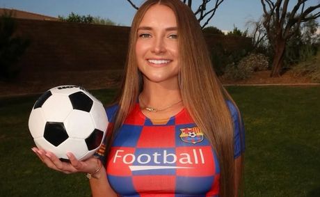 Skylar Mae says US fans are outshining the Brits at the World Cup: “Where’s the passion, England?”