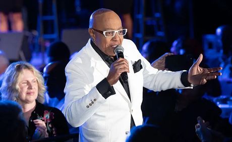Voice Of Timeless Love Songs