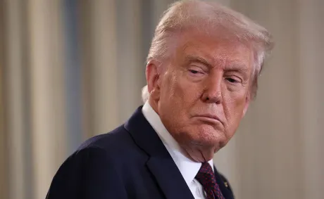 ‘Absolutely Disgusting’: Trump’s Golden Obsession Goes Too Far as New Tarps Pop Up in Washington—and What’s Secretly Hiding Behind Them Has Folks Outraged