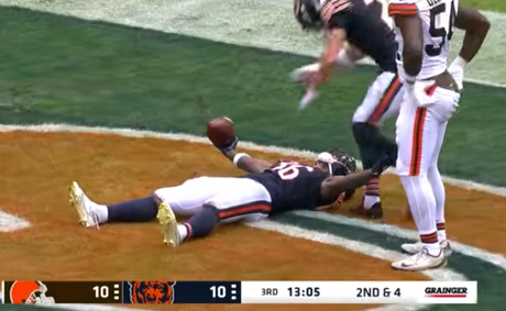 Bears make a statement in preseason opener, routing Browns 34–10