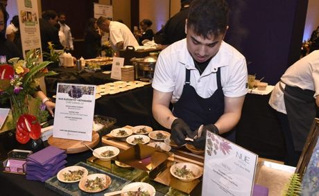 Food & Friends Raises Funds with Chef’s Best, Makes $30 Million Announcement