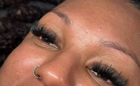 Double The Thickness, Still Natural: Why Lash Stacking Is Becoming The Ultimate Eyelash Trend