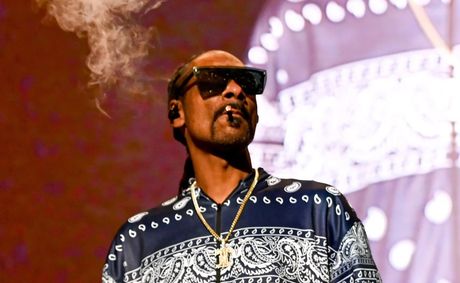Snoop Dogg Tells Daz Dillinger To Stop Talking & Start Suing