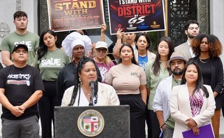 Officials call for stronger commercial tenant protections