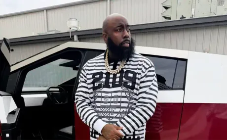 How Trae Tha Truth Gives Back In Houston Communities