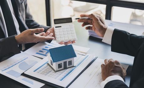 Home prices hit a record $417,700 as housing reset collapse