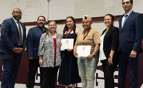 Compton College honors top students at scholarship awards ceremony