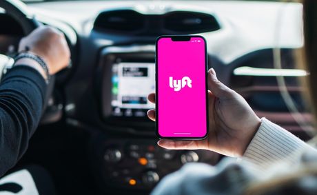 Why is Lyft down? Thousands of users report broken app