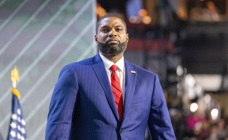 Byron Donalds makes a risky bet the governor won’t touch