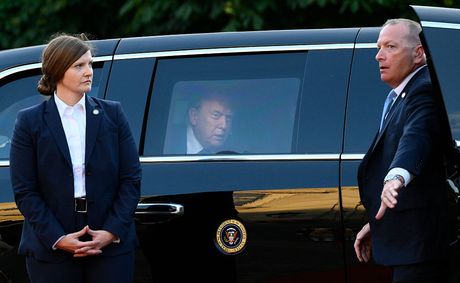 ‘Something Ain’t Right’: Trump Keeps Bragging About His ‘Perfect Health’ — But Leaked Plans Spark Panic Over the New Hospital Being Built Just for Him