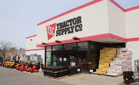 Tractor Supply closes 75 stores, cuts its outlook fast