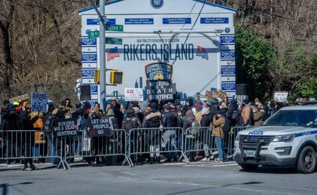 Rikers’ closure plan moves a step closer after long-awaited land transfers