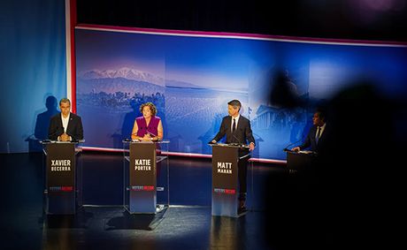 Democrats shrug at their choices for governor in packed race Democrats shrug at their choices for governor in packed race