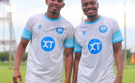 South Africans Percy Tau and Njabulo Blom Clubless