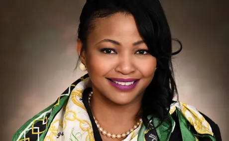 The Impact of Reflective Journaling on Minority Students in Communication Courses