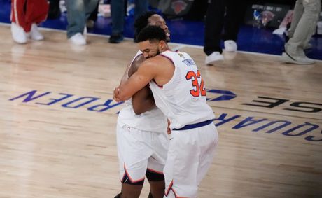 A Miracle on 8th Ave: Last-second OG tip-in moves Knicks within one win of title