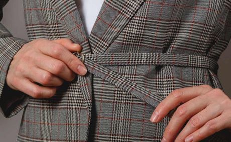 13 Fashion choices that instantly make an outfit look more confident