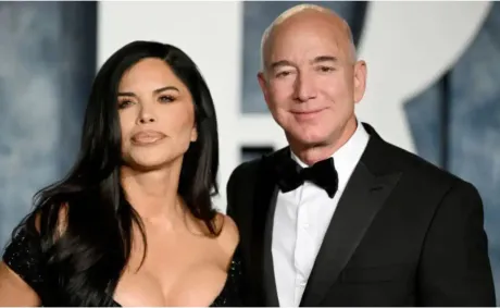 ‘Trouble In Billionaireverse?’: Lauren Sánchez Hides Behind Sunglasses and Baggy Clothes During Cozy Outing with Ex and Their Son without Jeff Bezos