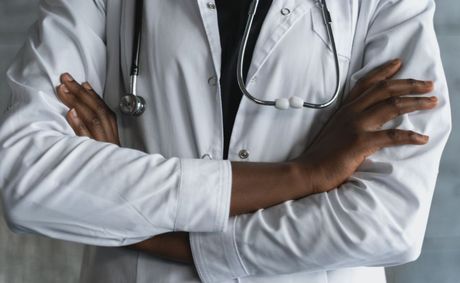 As attacks rise, Nigerian doctors turn to self-defense