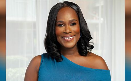 Black Mom of 3 Launches Free New Scholarship Program to Help 25,000 Black Families Send Their Kids to College