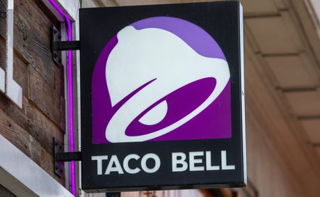Is Taco Bell’s $1 pizza deal enough after nearly 2,000 got sick?