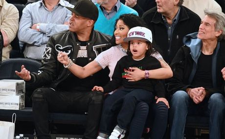 Nicki Minaj Brings Kenneth Petty And Papa Bear To FIFA World Cup Games