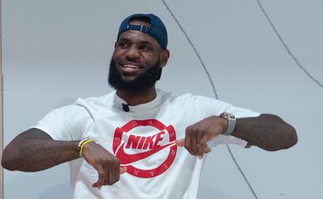 LeBron James Chooses Philadelphia As Final NBA Chapter In Stunning 76ers Move