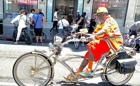 CicLAvia transforms streets of Hollywood, WeHo into car-free route