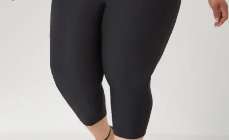 Capri Pants Are Back (Again?!): Plus Size Styles to Shop for the Y2K Comeback