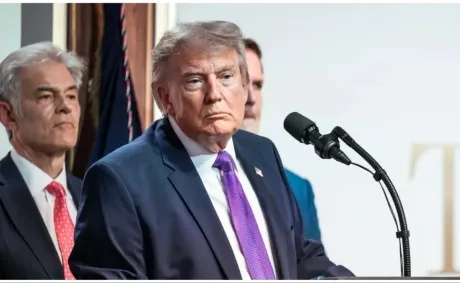 ‘It’s Not Normal’: Trump Sparks Health Panic After Cameras Catch His Face Drooping and Body Shaking During Bizarre White House Event&nbsp;