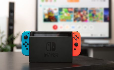 Nintendo Switch 2 vs Steam Deck OLED: who wins?