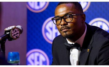 ‘You Gotta Be Kidding Me’: Media Rips NCAA After College Football Star Suspended for $427 Flight