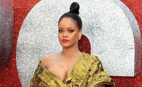 Why Rihanna always asks Hayden Panettiere about her mom
