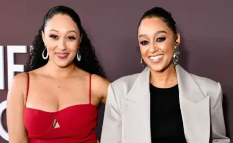 ‘OMG’: Tia Mowry Forced to Shut Down Claims Over Viral Video Skeptics Say Was Secretly About Twin Sister Tamera