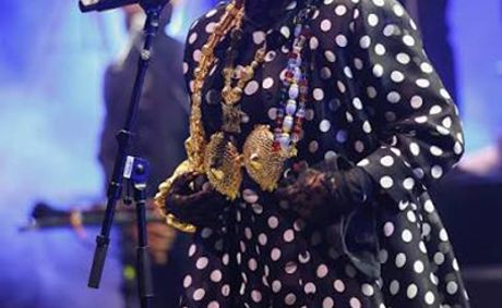Lauryn Hill gives impromptu performance at BET Awards