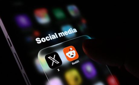 X and Reddit down: 6 reliable ways to stay online