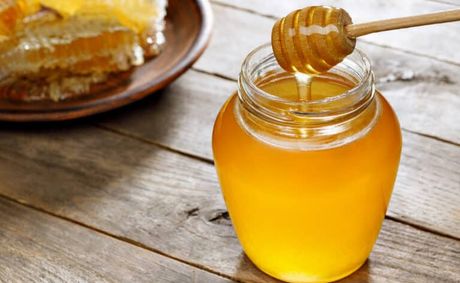 Why is Some Honey Clear While Other Honey is Cloudy?